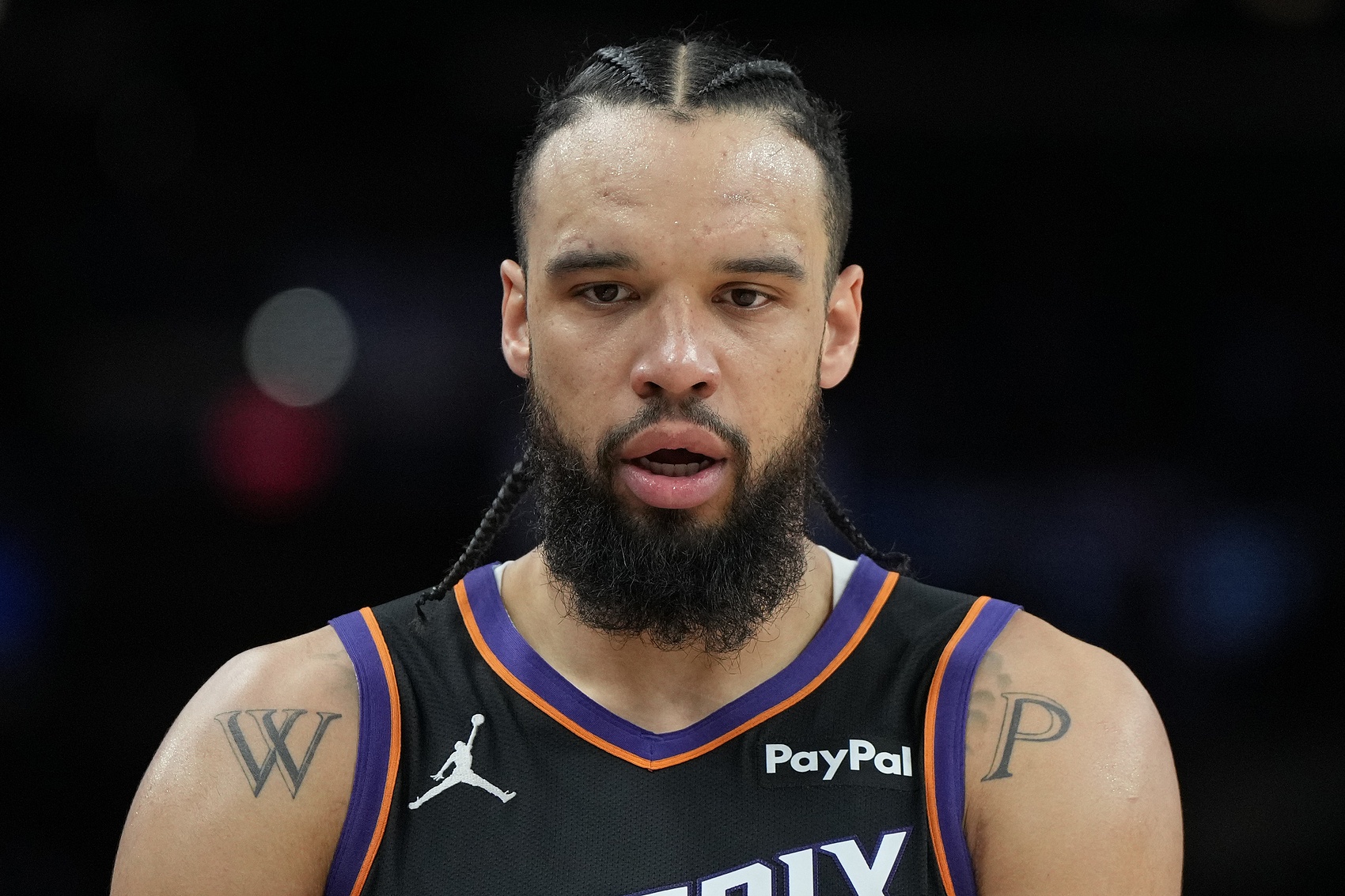 开云体育下载官网-如何克服0-3逆境？狄龙：无论是否有经验 我们都有决心坚持到底